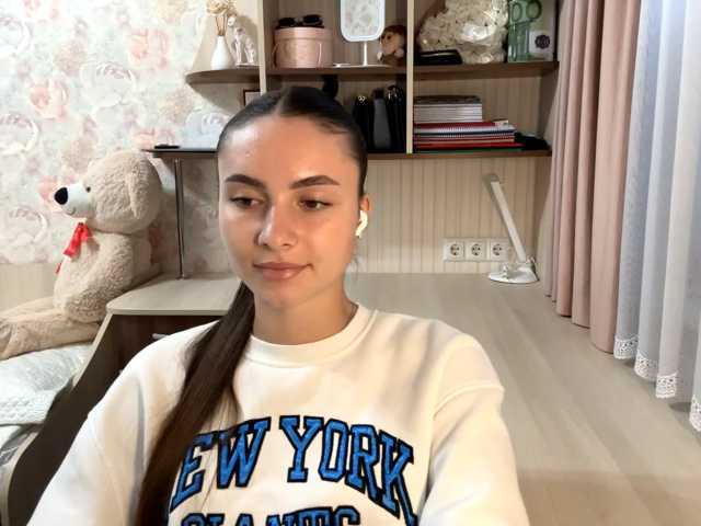 CarleenKnappe live cam on BongaCams