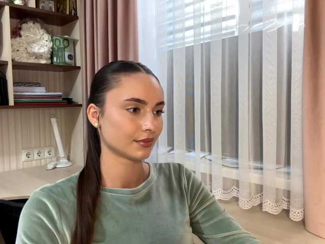 CarleenKnappe live cam on BongaCams