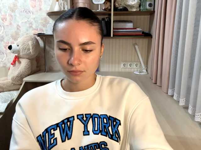 CarleenKnappe live cam on BongaCams