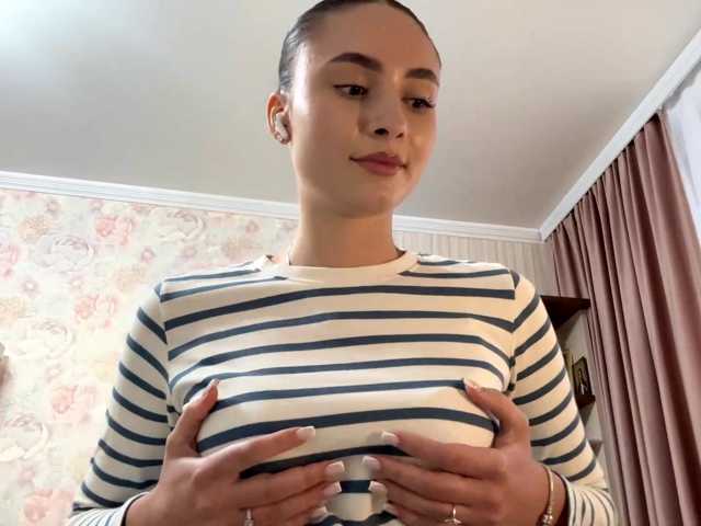 CarleenKnappe live cam on BongaCams