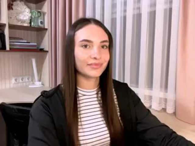 CarleenKnappe live cam on BongaCams