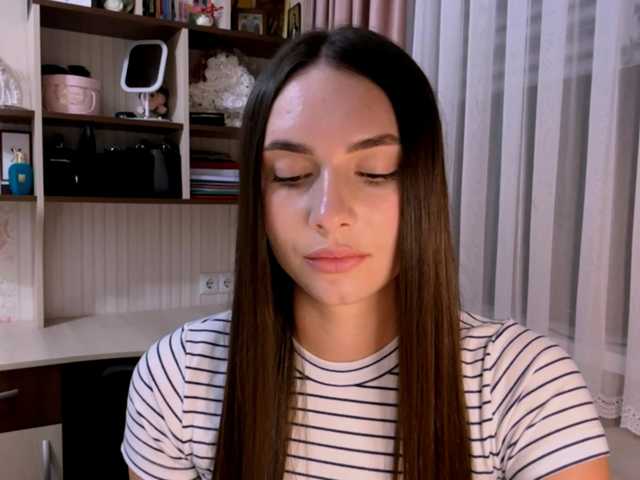 CarleenKnappe live cam on BongaCams