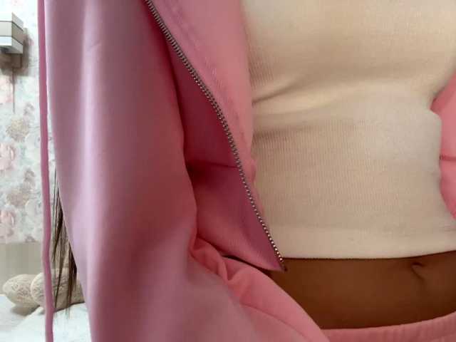 CarleenKnappe live cam on BongaCams