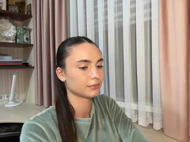 CarleenKnappe live cam on BongaCams