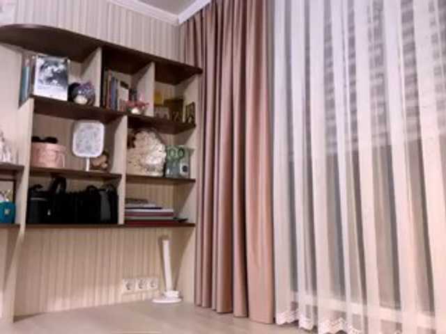 CarleenKnappe live cam on BongaCams