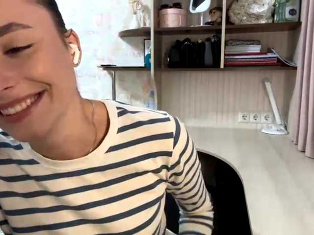 CarleenKnappe live cam on BongaCams