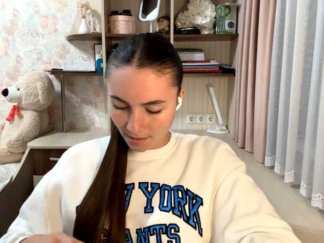 CarleenKnappe live cam on BongaCams