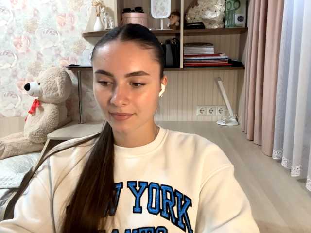CarleenKnappe live cam on BongaCams