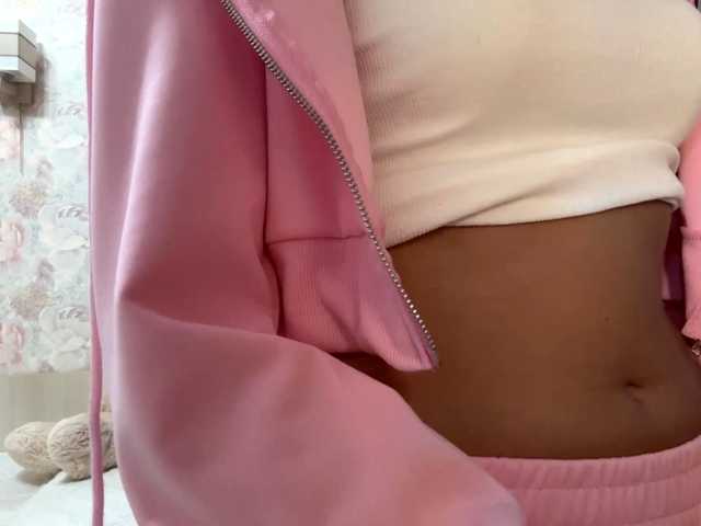CarleenKnappe live cam on BongaCams