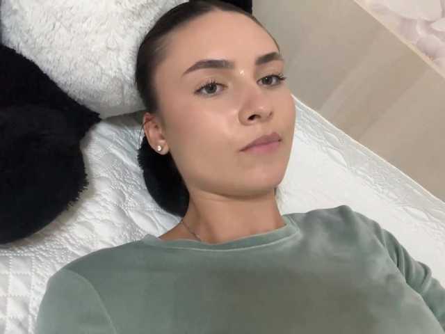CarleenKnappe live cam on BongaCams
