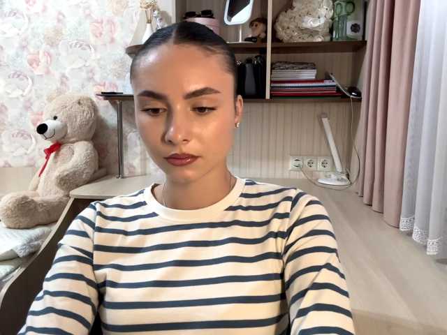 CarleenKnappe live cam on BongaCams