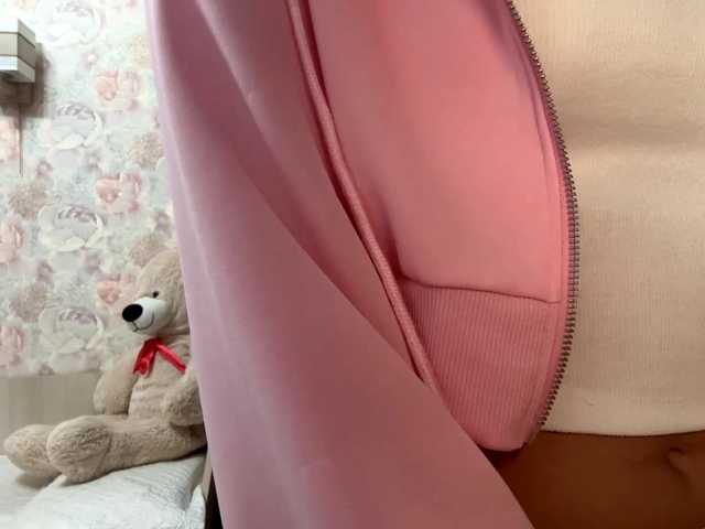 CarleenKnappe live cam on BongaCams