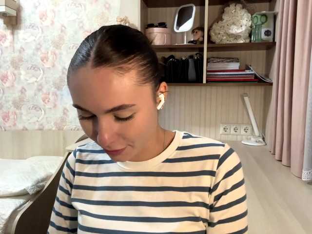 CarleenKnappe live cam on BongaCams