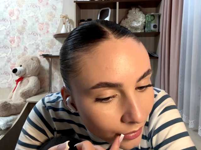 CarleenKnappe live cam on BongaCams