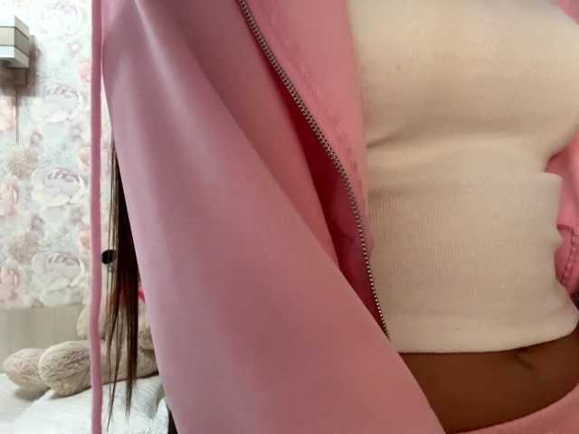 CarleenKnappe live cam on BongaCams