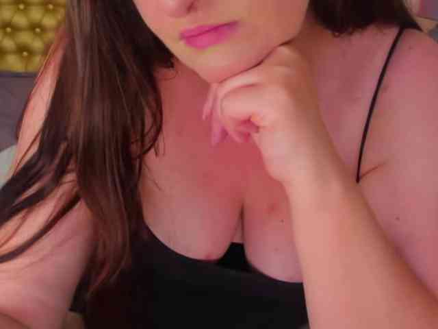 TrishaDarks Live Webcam on BongaCams