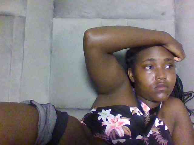 Sexydolly2 webcam