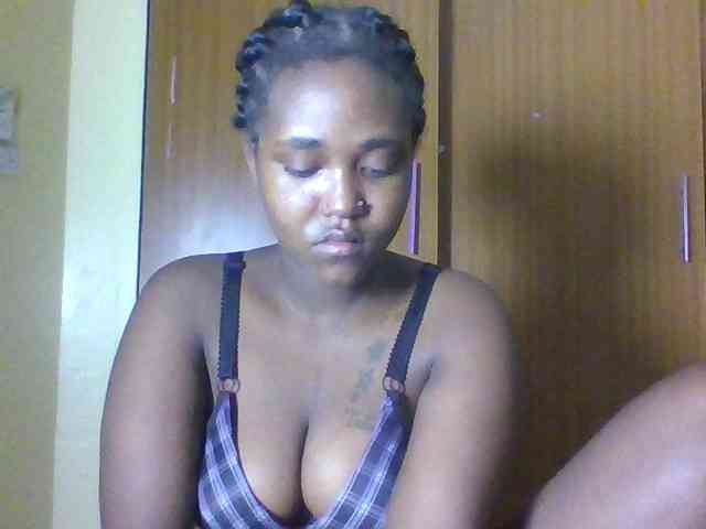 Sexydolly2 webcam