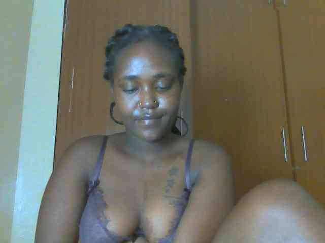 Sexydolly2 webcam