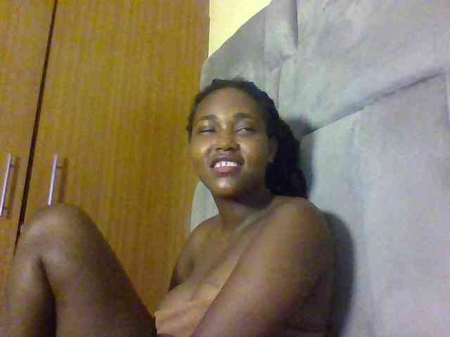 Sexydolly2 webcam