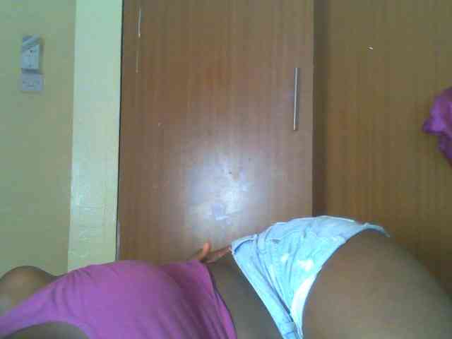 Sexydolly2 webcam