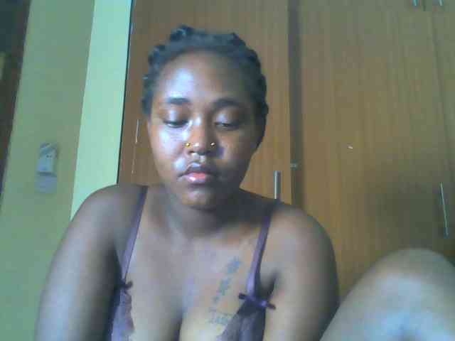 Sexydolly2 webcam