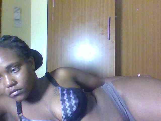 Sexydolly2 webcam