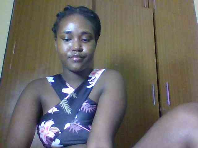 Sexydolly2 webcam