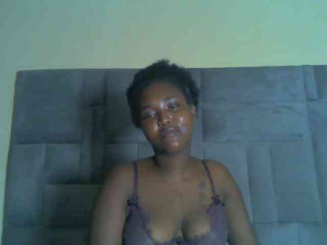 Sexydolly2 webcam