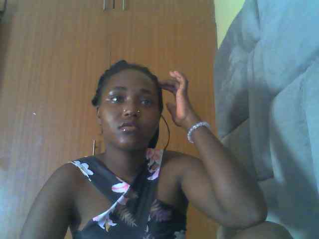 Sexydolly2 webcam
