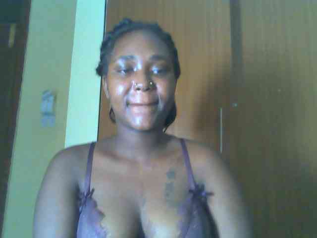 Sexydolly2 webcam