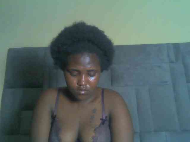 Sexydolly2 webcam