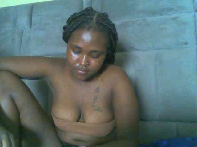 Sexydolly2 webcam