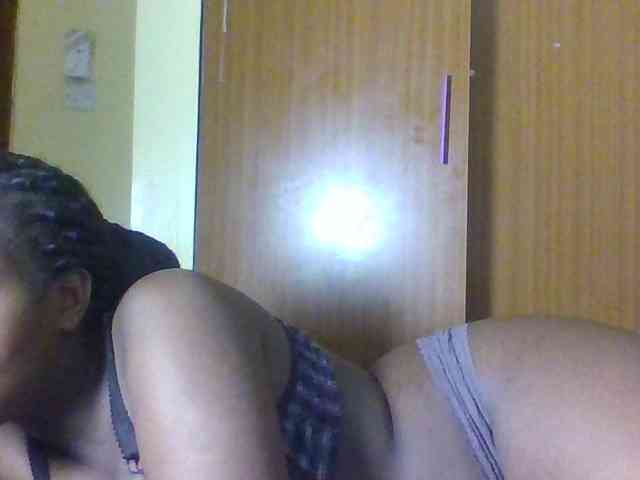 Sexydolly2 webcam
