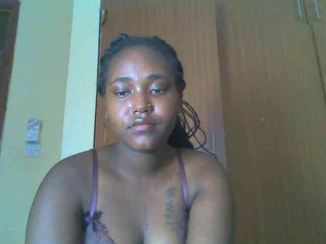 Sexydolly2 webcam