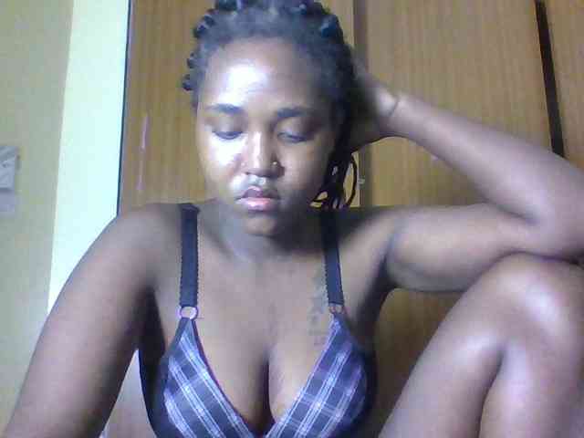 Sexydolly2 webcam