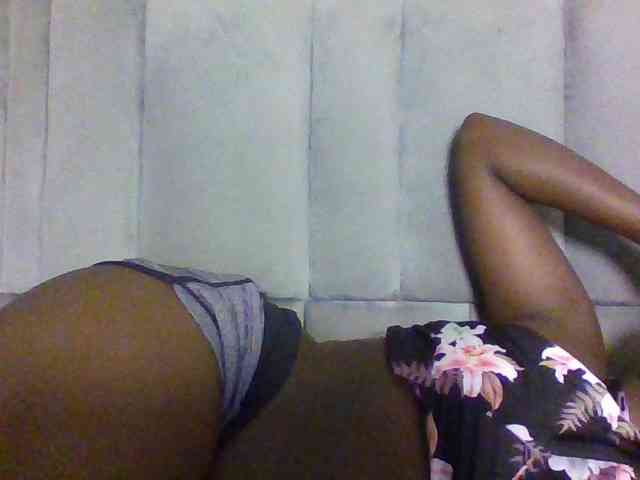 Sexydolly2 webcam
