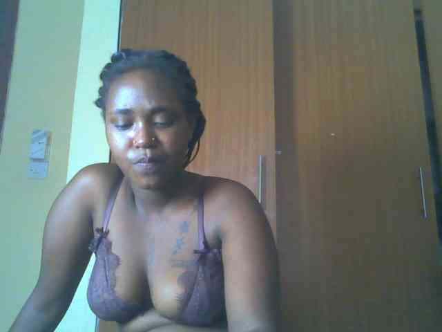 Sexydolly2 webcam
