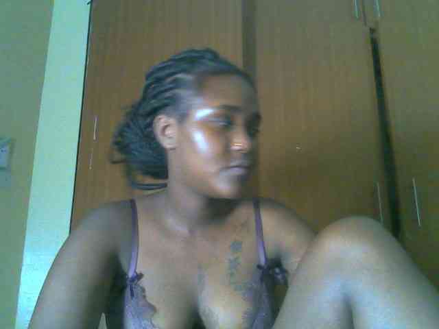 Sexydolly2 webcam