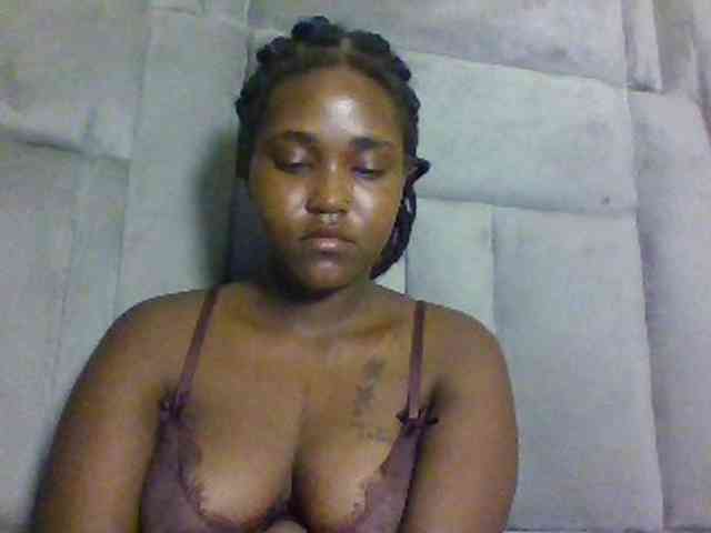 Sexydolly2 webcam