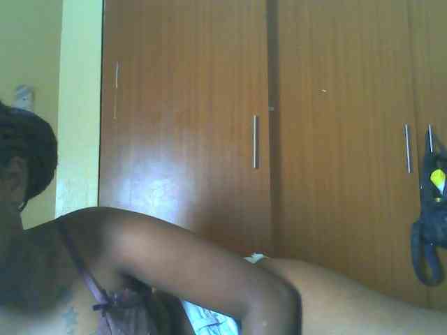 Sexydolly2 webcam