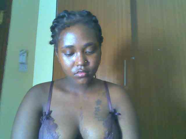 Sexydolly2 webcam