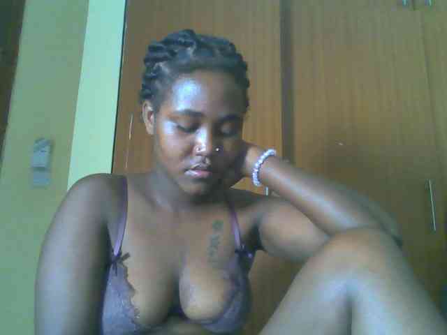 Sexydolly2 webcam