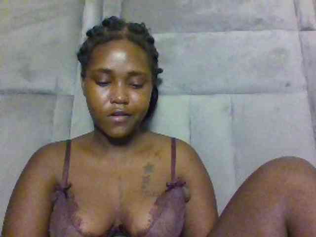 Sexydolly2 webcam