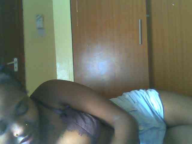 Sexydolly2 webcam