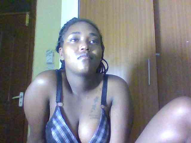 Sexydolly2 webcam