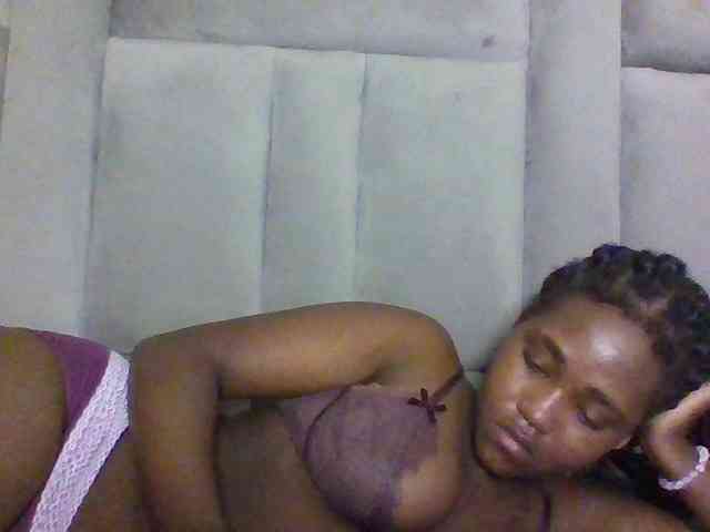 Sexydolly2 webcam