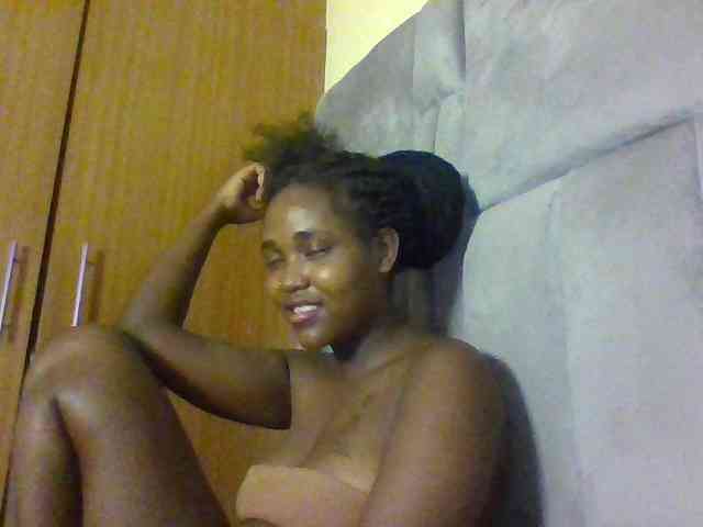 Sexydolly2 webcam