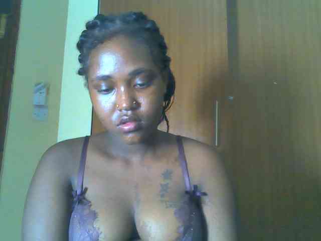 Sexydolly2 webcam