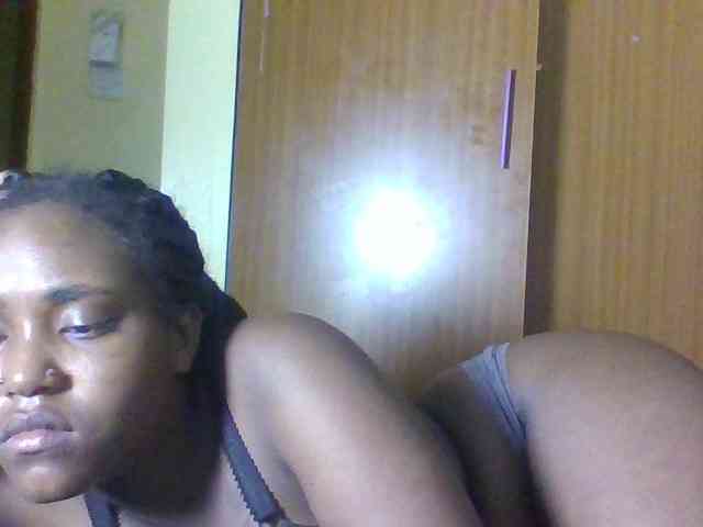 Sexydolly2 webcam